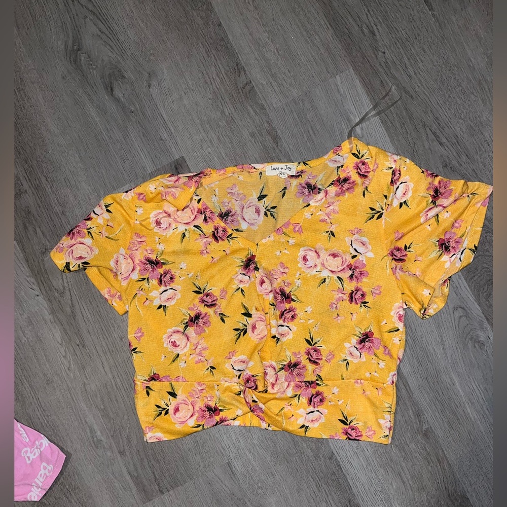 Crop top